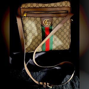 Ophidia Medium Messenger Bag